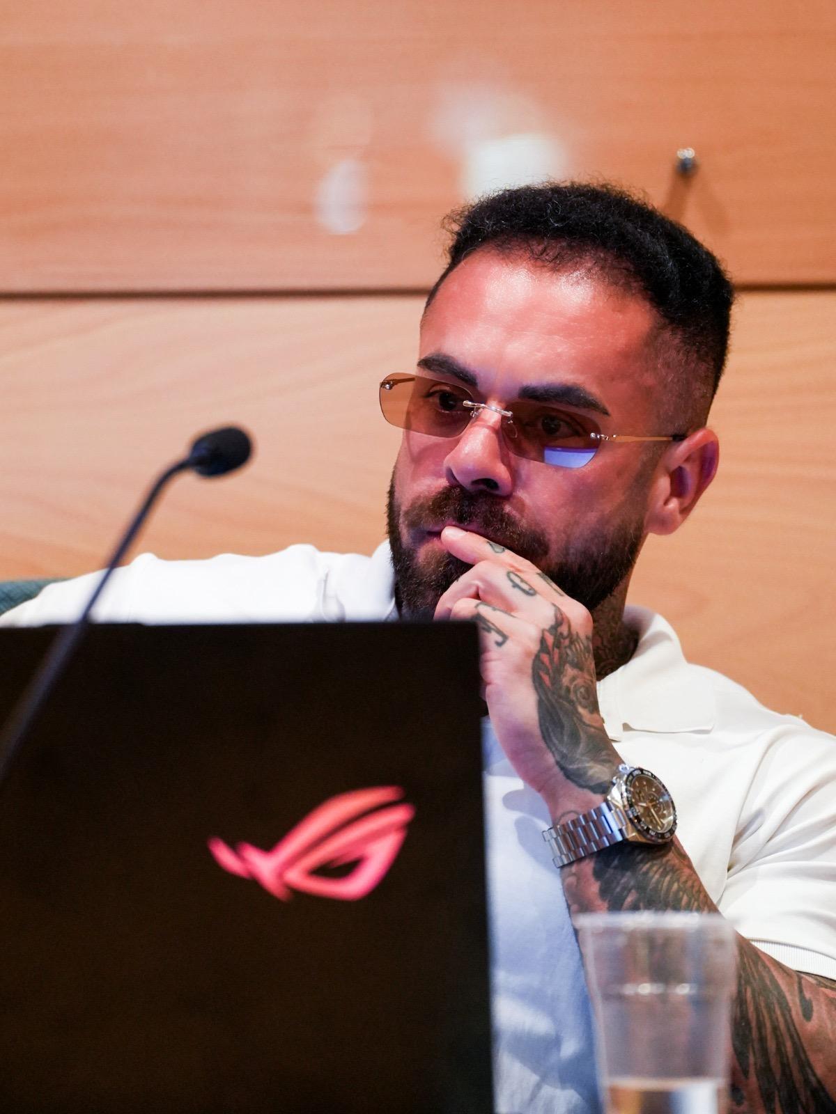 Fran Osés durante una ponencia